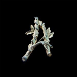 Vintage 1964 Sarah Coventry Goldtone Letter ‘A’ Brooch